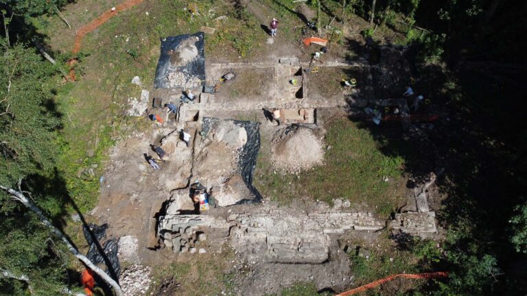 Banqueting House drone 2 l 768x432